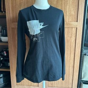 Athletic Black & Silver NIKE Long Sleeve Tee